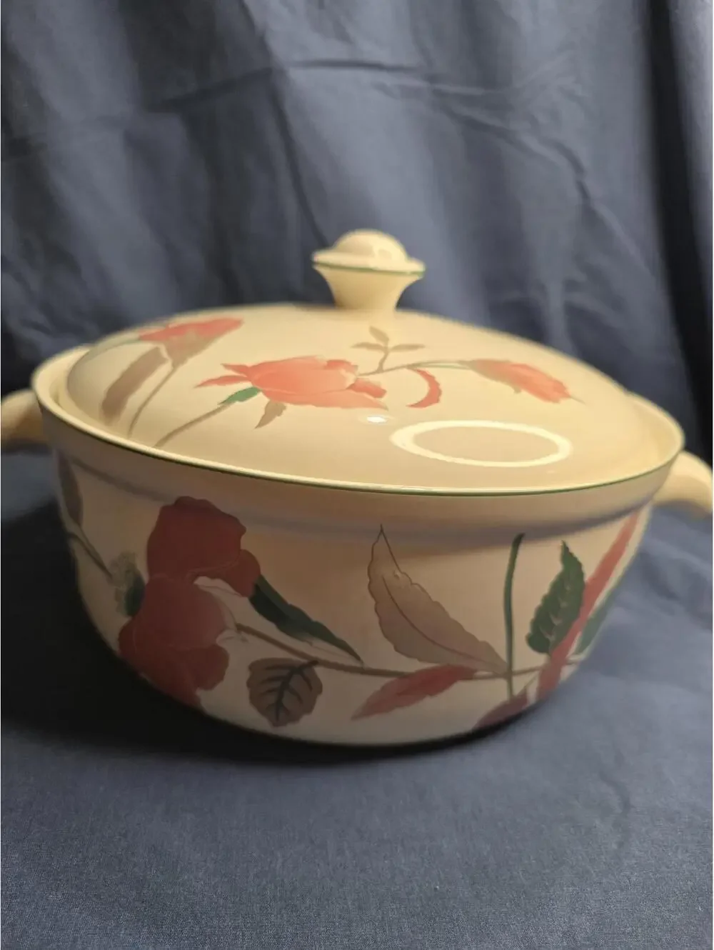Vintage Mikasa Silk Flowers 3 Quart Round Covered Casserole Bake&Serve 3 Qt